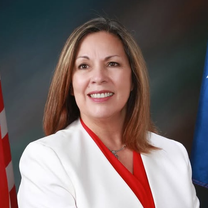 Mary Hernandez